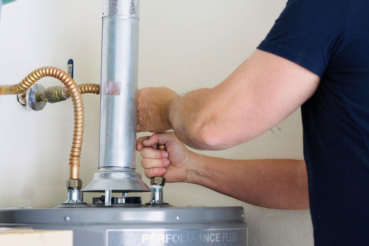 How to Know Your Hot Water Heater is Going Cold